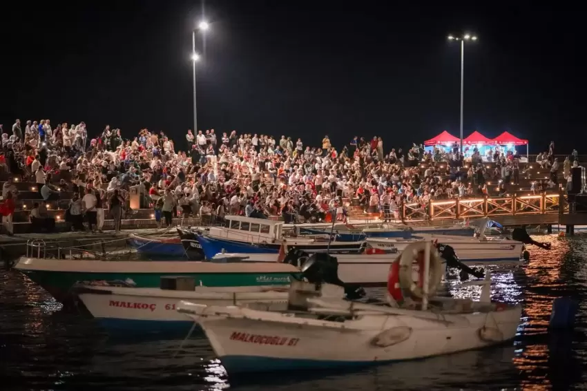 Ganitada müzik ve eğlence dorukta