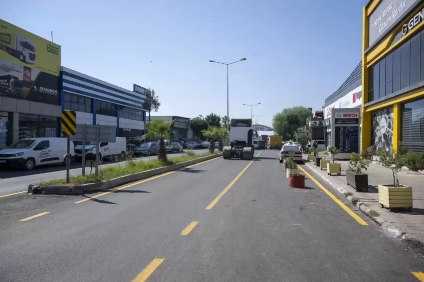 Mersin Tırmıl Sanayi Sitesinde yollar yenilendi
