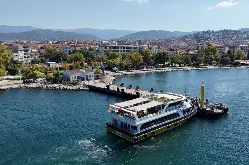 Kocaeli Büyükşehir, Mavi Vatana 245 bin kişiyi ulaştırdı