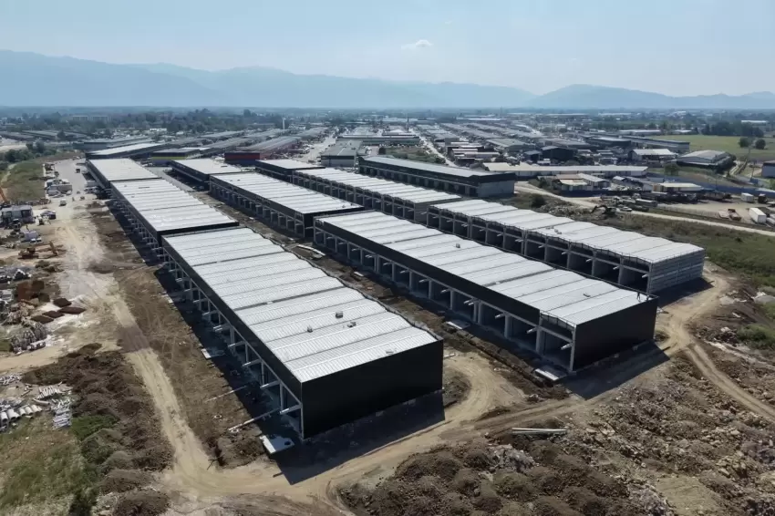Düzcede Beltaş Sanayi Sitesinde 162 yeni dükkan için çalışmalar sürüyor