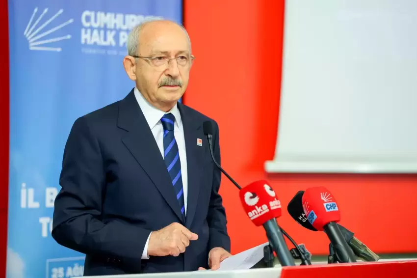 CHPde İl Başkanları toplandı... Kılıçdaroğlu: Partiden ayrılanlarla tartışmaya girmeyin, sorunlara odaklanın