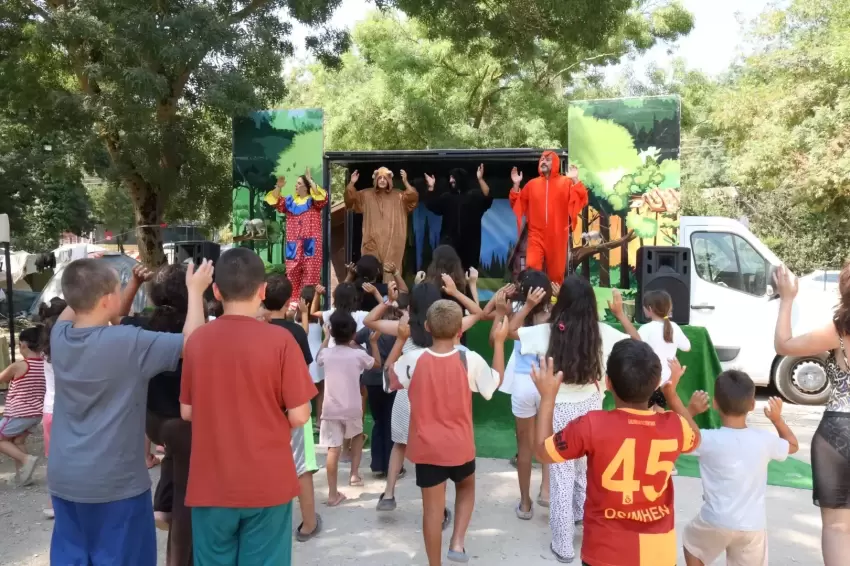 Kocaelide çocuklar tatilin tadını eğlenceyle çıkardı