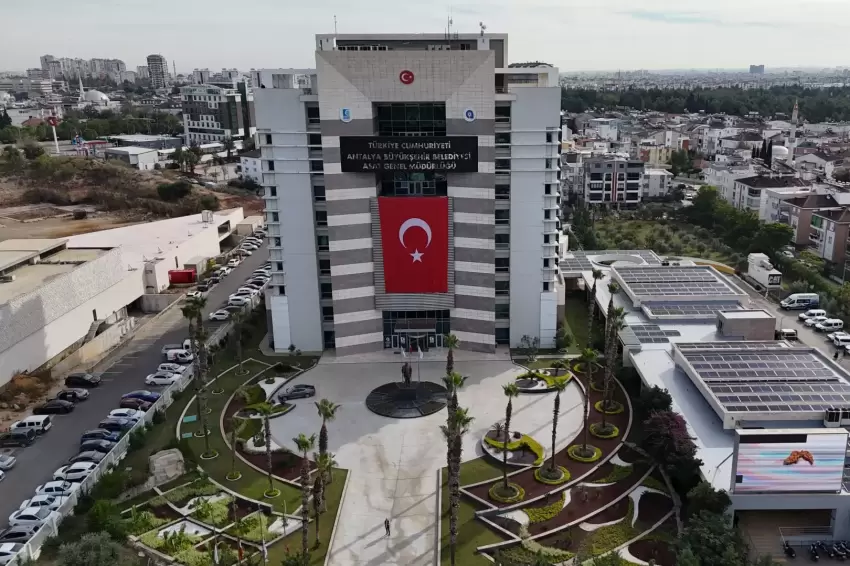 Antalyada kademeli su tarifesiyle hem tasarruf hem destek