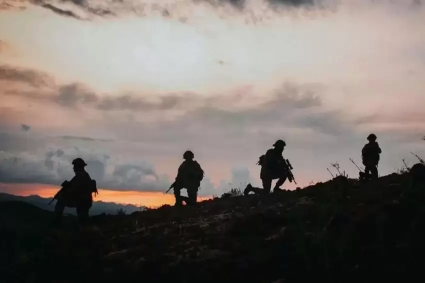Bir haftada 5 PKKlı terörist teslim oldu... Hudutlarda 550 şahıs yakalandı