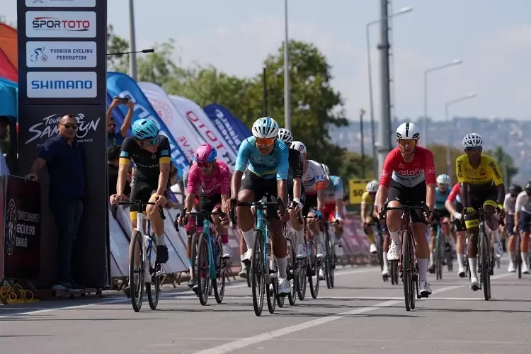Uluslararası Tour of Samsun Bisiklet Yarışına Türk sporcular damga vurdu