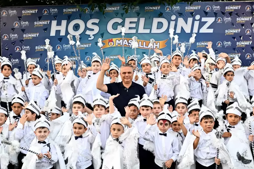 Antalya Muratpaşada 122 çocuktan erkekliğe ilk adım