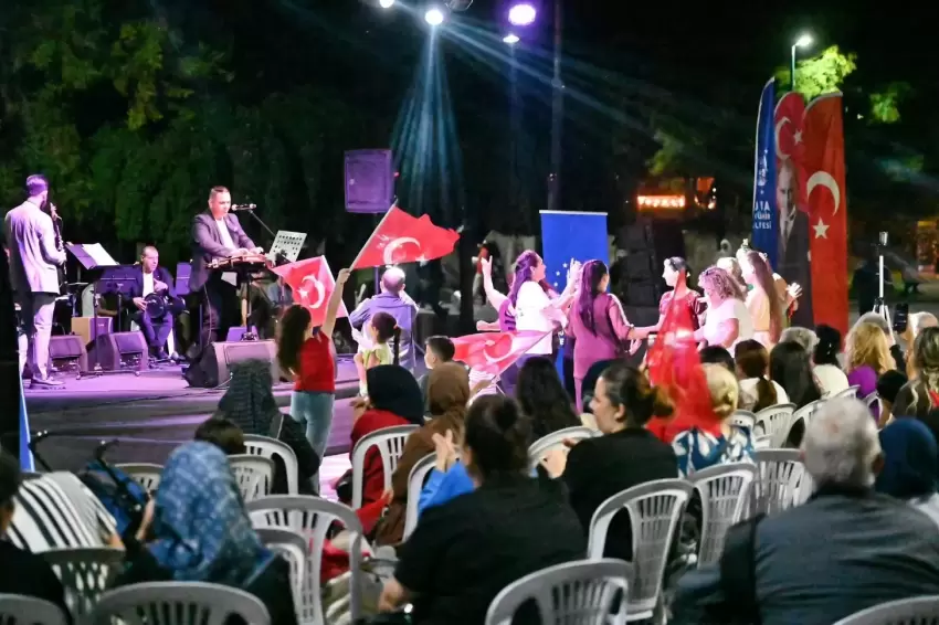 Bursa Kültürparkta zafer coşkusu