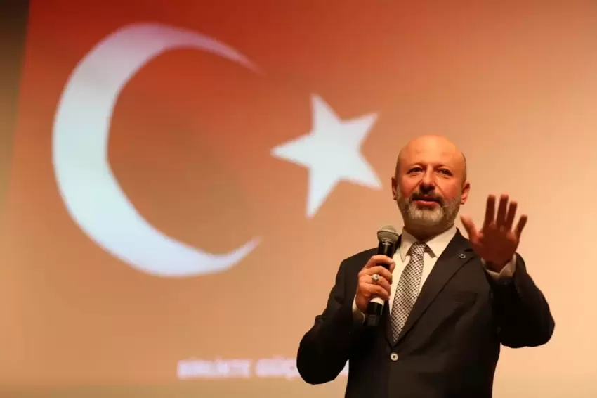 Ahmet Çolakbayrakdar: Tarihimiz zaferlerle dolu