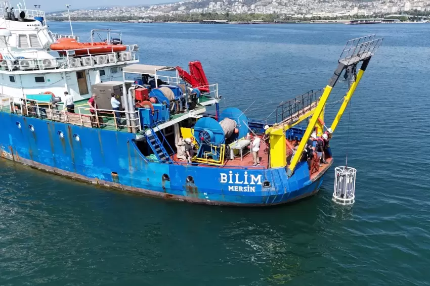 Kocaelide İzmit Körfezinin nabzı bilimle ölçülüyor