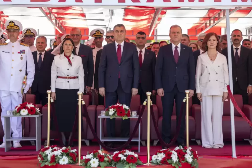 Mersinde Zafer Bayramı coşkusu