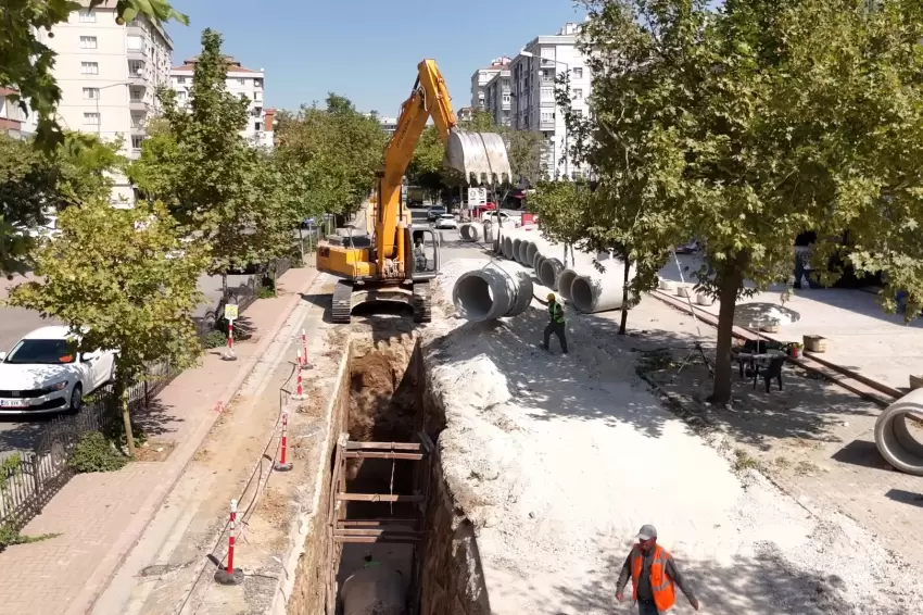 Konyada Rauf Denktaş Caddesine altyapı takviyesi