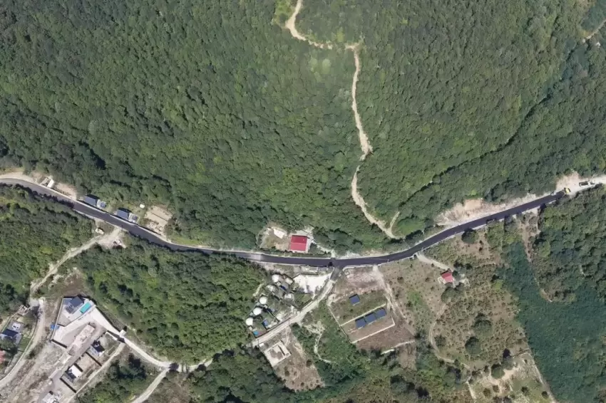 Sakara Sapancada Büyükşehirden seri asfalt çalışmaları