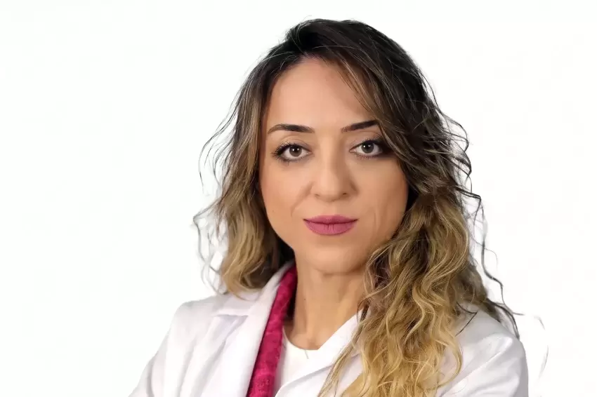 Okullar açılıyor, uzmanlar uyarıyor: Çocukların karın ağrısı gerçek olabilir