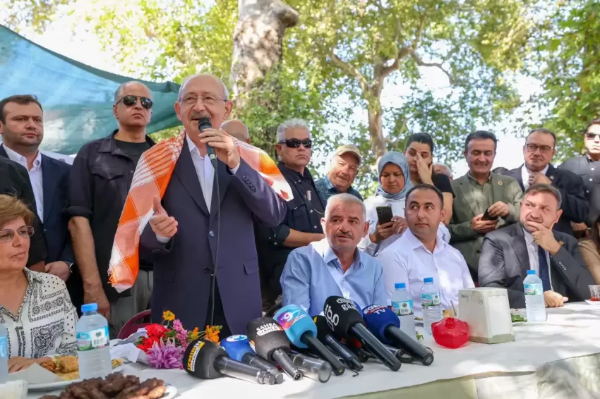 Kılıçdaroğlu, Buca Kaynaklarda köylülerle buluştu
