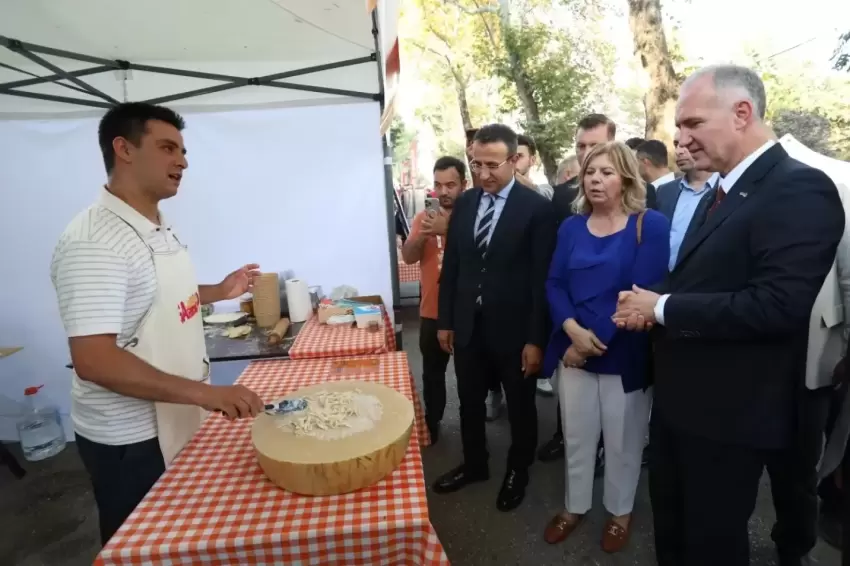 İnegöl Gastronomi Festivalinde lezzet şöleni: İnegöl Mutfağı Türkiye vitrinine çıktı