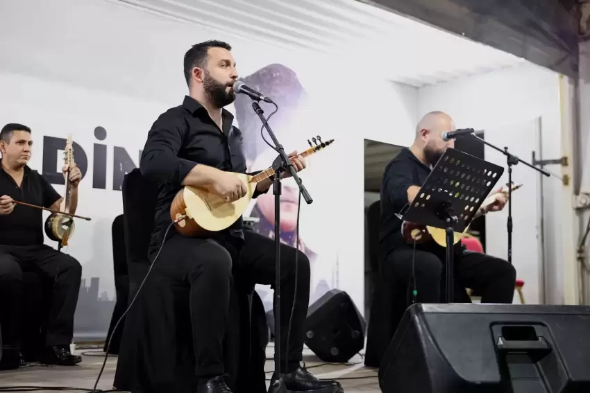 Ankara Keçiörende her mahallede konser coşkusu yaşanıyor
