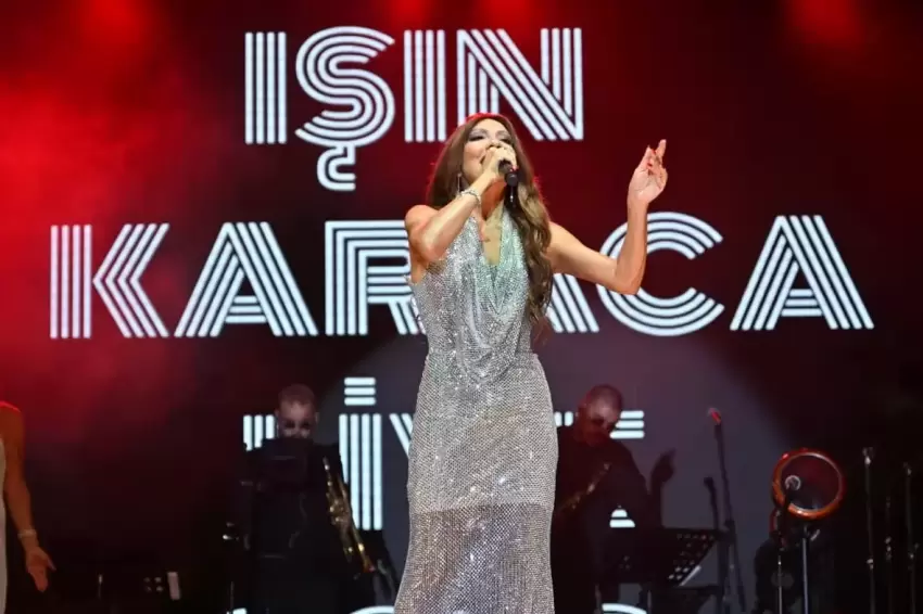 Işın Karaca, Manisa Gördesin kurtuluş coşkusuna ortak oldu