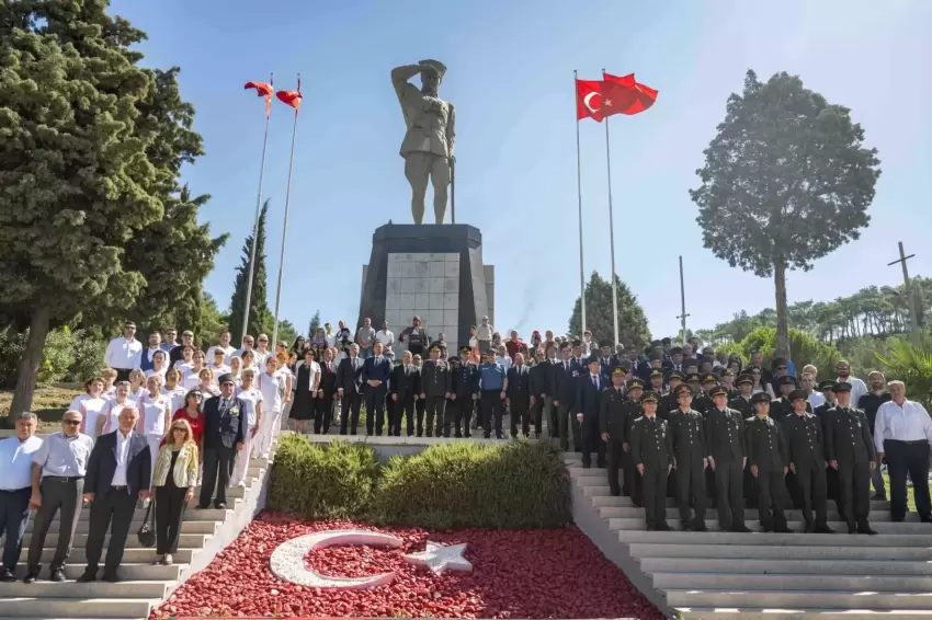 Bornovada muhteşem 9 Eylül coşkusu
