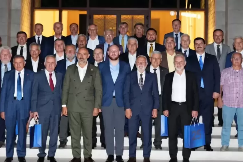 Cemal Kaya AK Partide istişare toplantısına katıldı