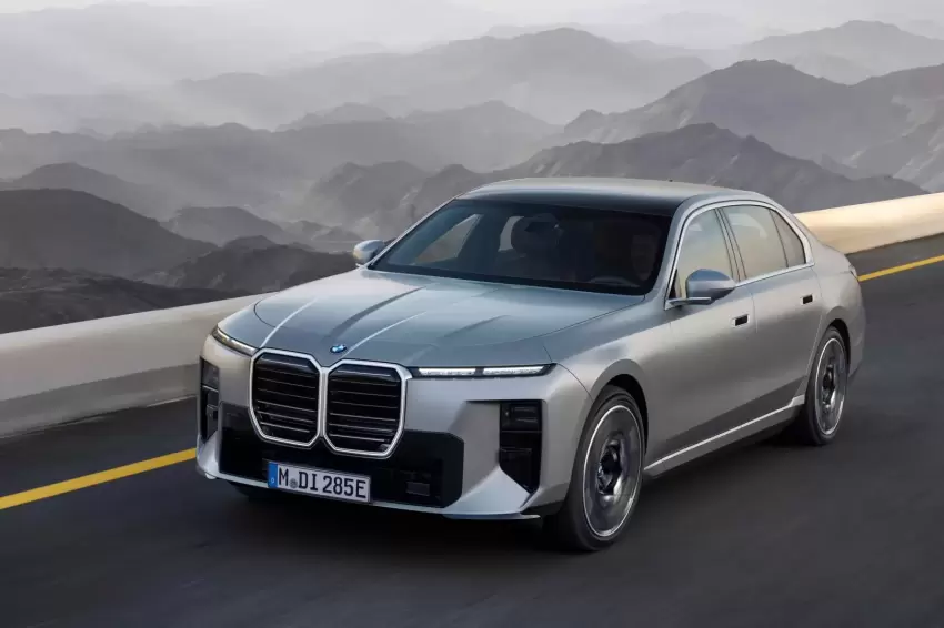 Yeni BMW 7 serisi Türkiyede satışta
