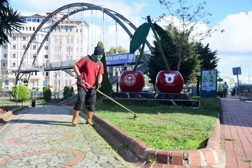 Giresunda yeşil alanlara makyaj
