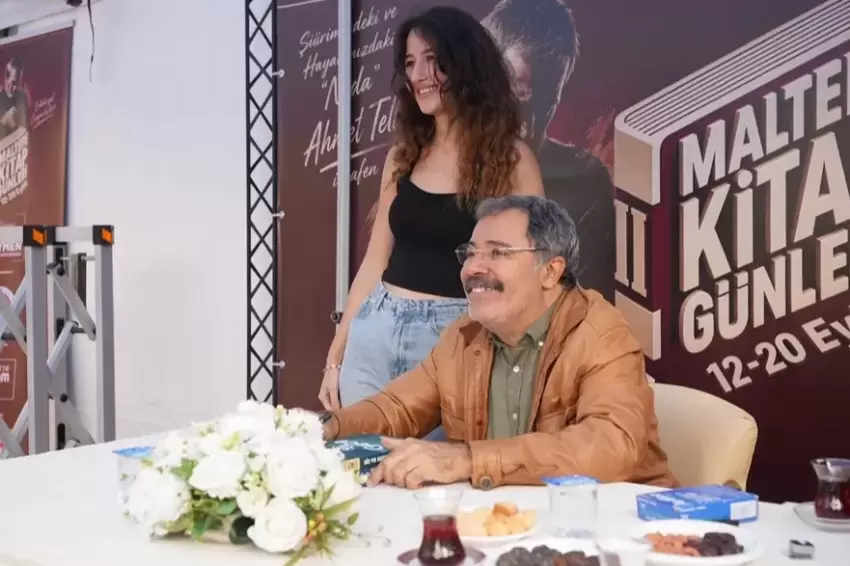 Maltepe Kitap Fuarında edebiyat rüzgarı sürüyor