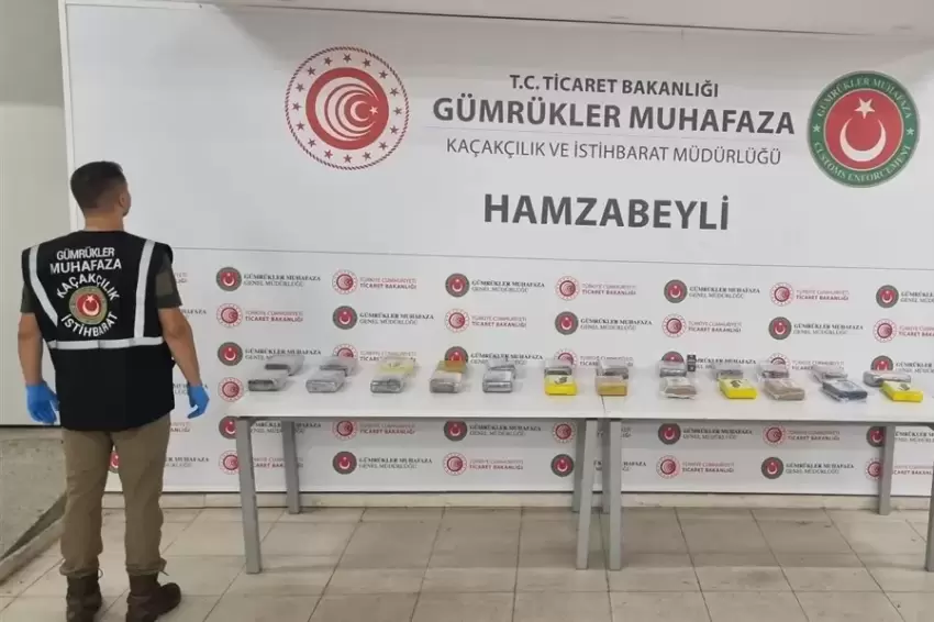 Edirne kapılarında uyuşturucu sevkiyatına darbe