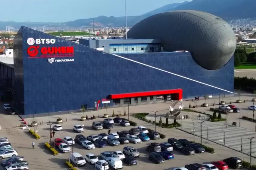 GUHEM Havacılık ve Uzay Teknolojileri Fen Lisesinde ilk ders zili çaldı