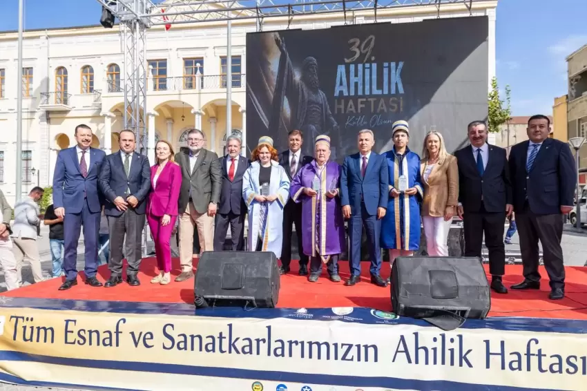 İzmirde 39. Ahilik Haftası coşkuyla kutlandı