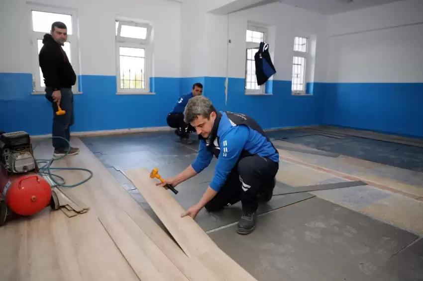 Muğlada okullara Büyükşehir desteği