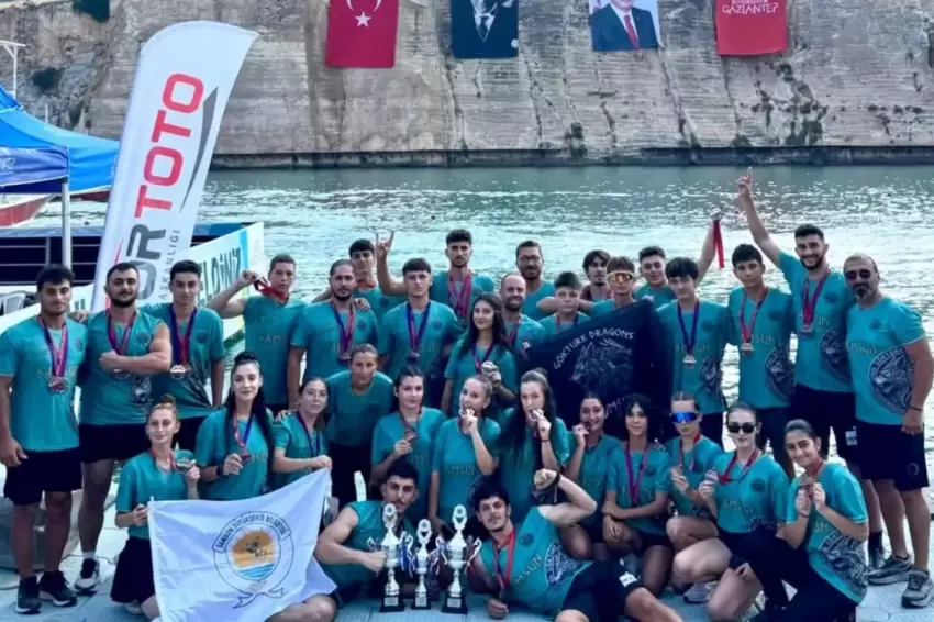 Samsun Büyükşehir sporcuları Dragon Botta 3 kupa kazandı