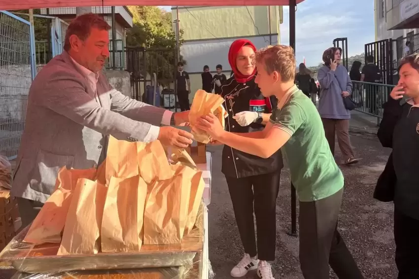 Kocaeli İzmitte öğrencilere sağlıklı beslenme katkısı