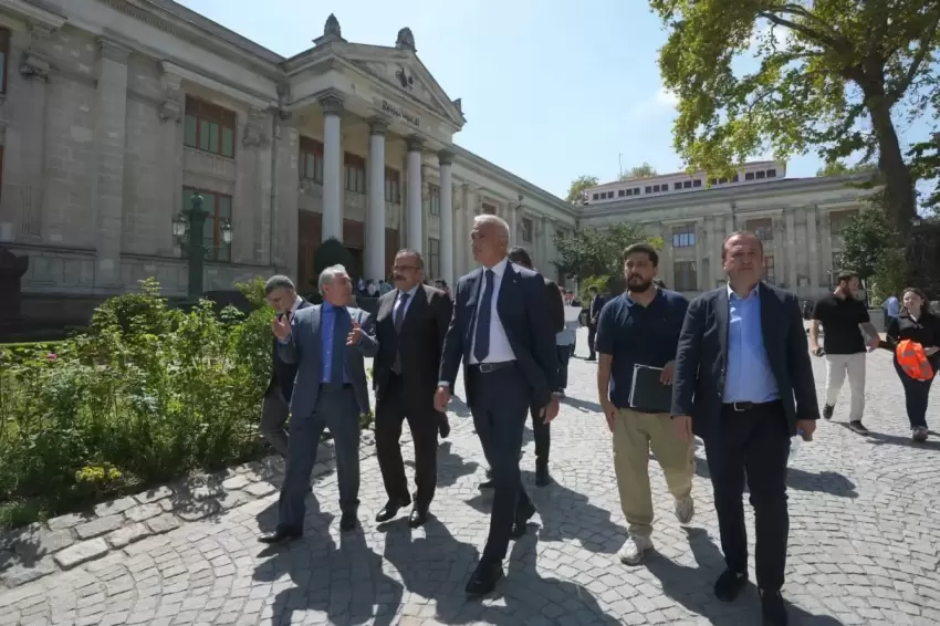 İstanbul Arkeolojide kapsamlı restorasyon sürüyor... Çinili Köşkte 54 bin çiniye müdahale