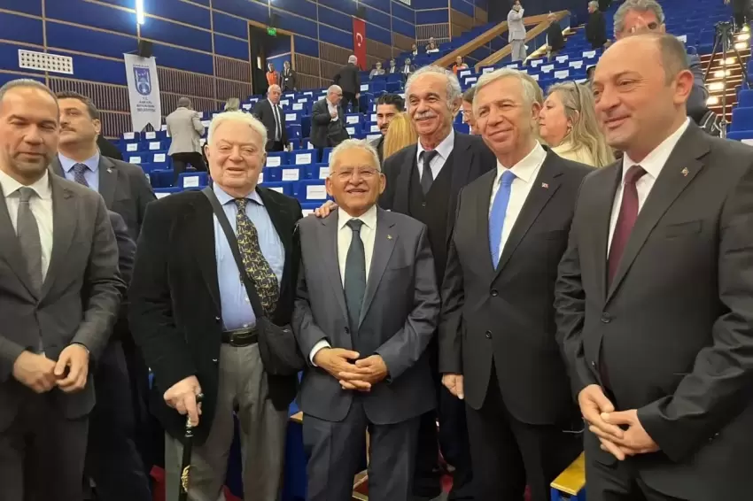 Mansur Yavaştan Başkan Büyükkılıça ziyaret