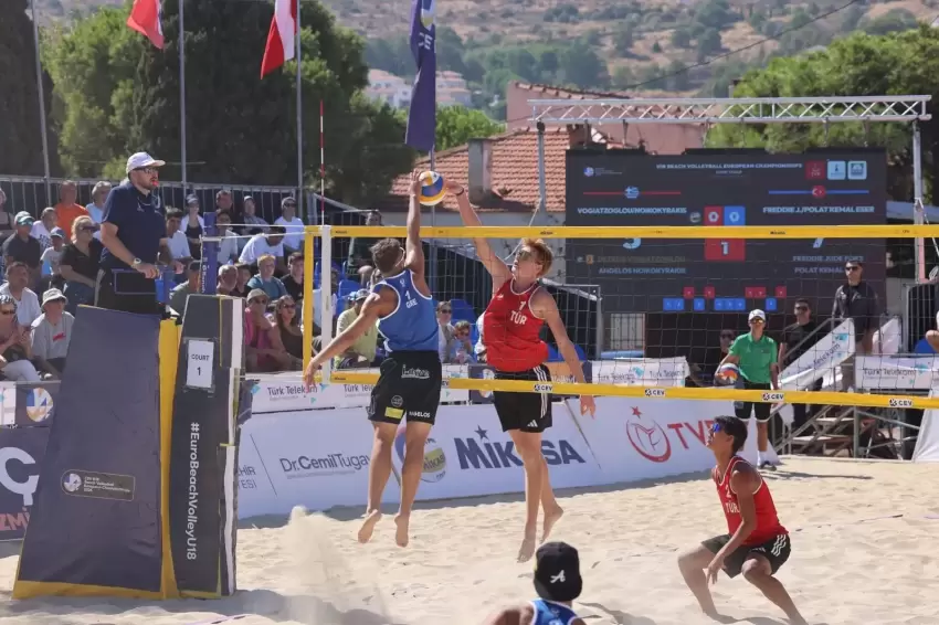 İzmir Foçada yarı finalistler belli oldu