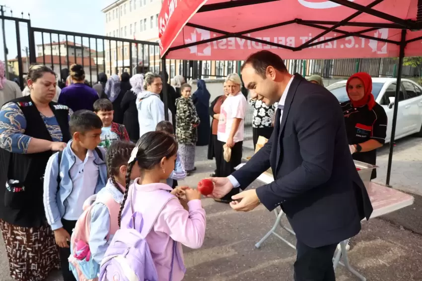İzmitte Beslenme Saati Projesi mutlu ediyor