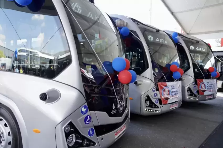 İstanbul Büyükşehirden 25 milyar liralık toplu taşıma yatırımı... 650 yeni araç hizmette