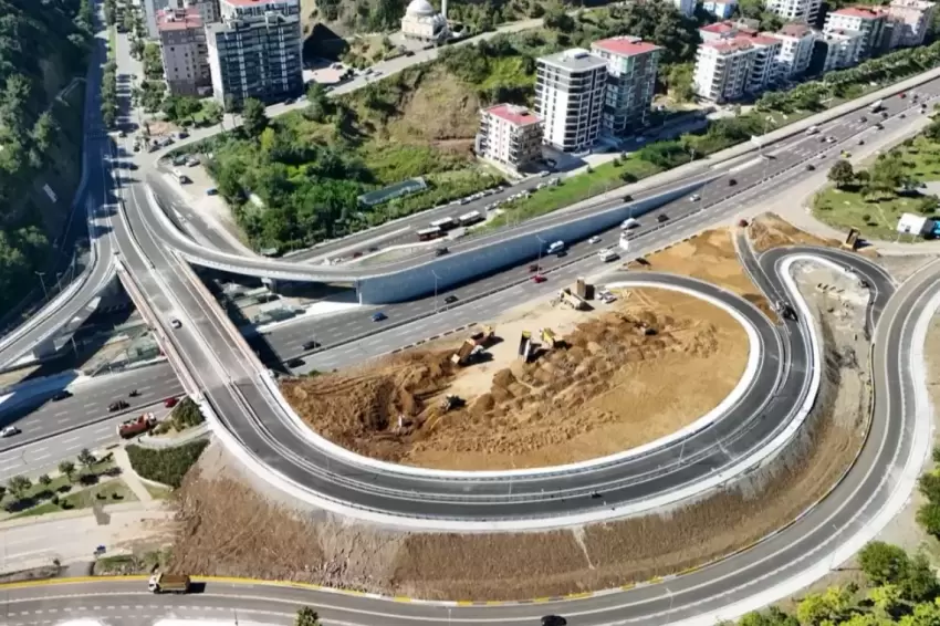 Samsunda Kenan Şara Kavşağı düzenlemesi trafiği rahatlattı