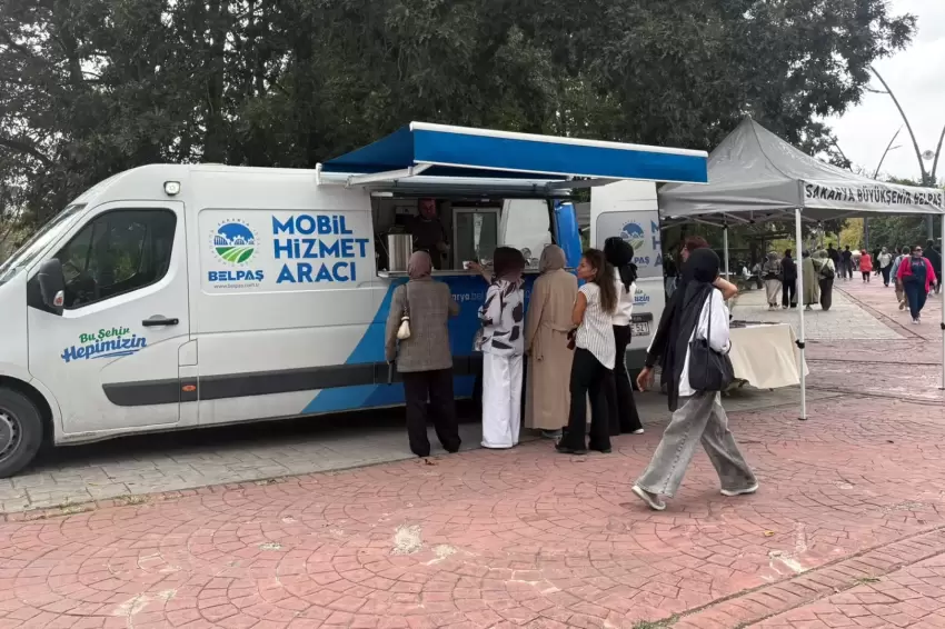 Sakaryadan üniversitelilere kampüste sıcak karşılama