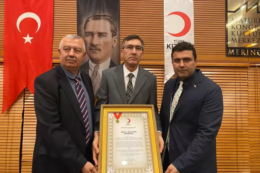 Bursada okullardan kan bağışına büyük destek