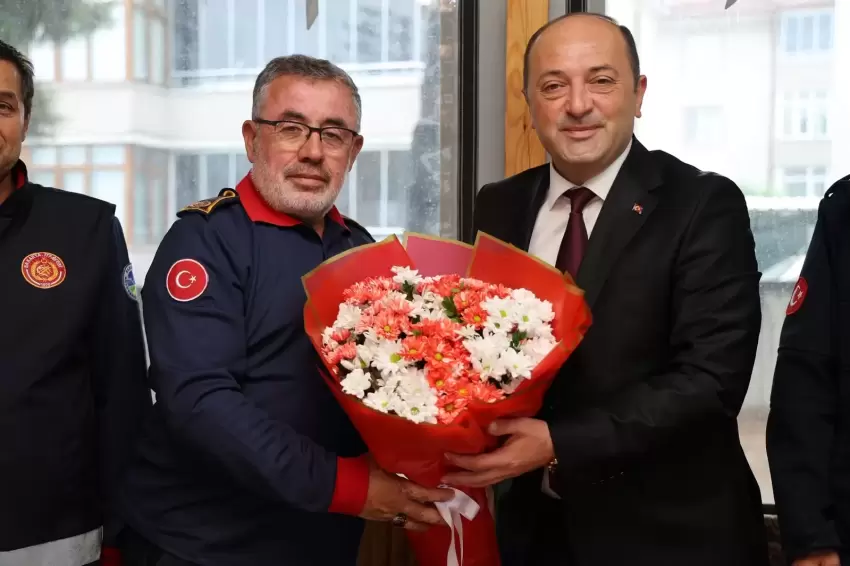 Sakarya İtfaiyesine Başkan Yıldızdan ziyaret