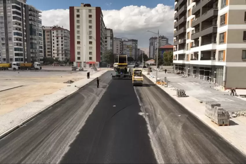 Konya Selçukluda asfalt çalışmaları sürüyor