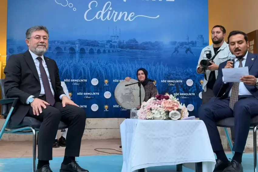 Edirnede gençlerin talepleri Bakan Yumaklıya iletildi