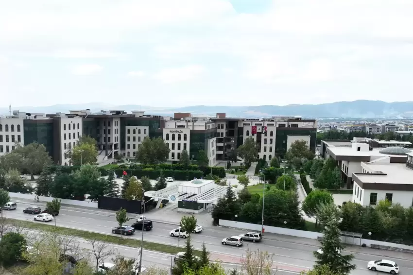 BTÜnün Tercihten Önce Üniversiteni Yaşa projesinde son iki gün