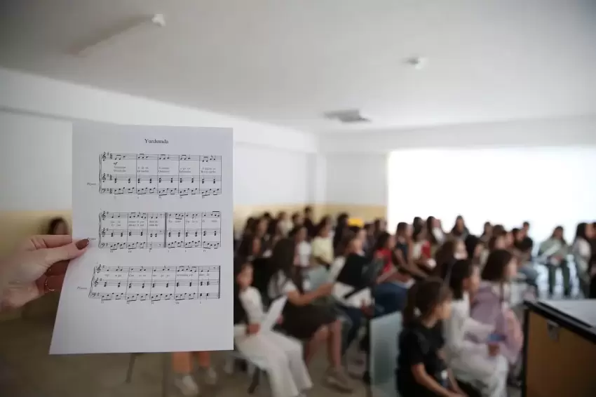 Ankarada 65 öğrenci müzikle buluştu