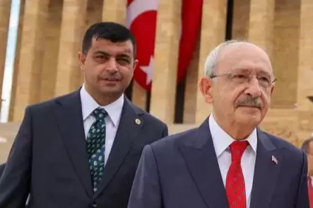 CHPli Deniz Demirden Kılıçdaroğlu kararına tepki: Sosyal demokrasi kucaklayarak büyür