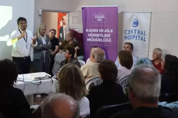 İstanbulda ‘Dünya Yaşlılar Gününe özel seminer