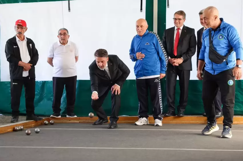 Bursada Başkan Vekili Biba huzurevi sakinleriyle buluştu