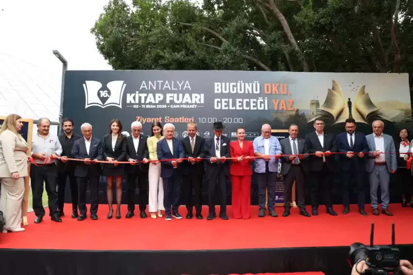 Antalyada 16. Kitap Fuarı başladı