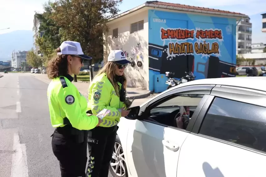 UEDAŞ, emniyet kemeri mesajını trafolara taşıdı
